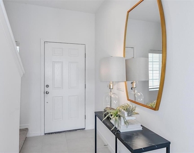 5757 Haven Terrace - Photo Thumbnail 9