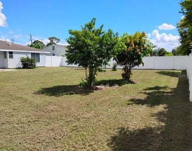 3055 Pan American Boulevard - Photo Thumbnail 22