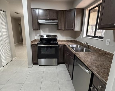 4338 Nw 29th Terrace - Photo Thumbnail 8
