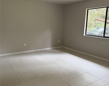 4338 Nw 29th Terrace - Photo Thumbnail 5