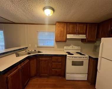 23924 Nw 182nd Place - Photo Thumbnail 1