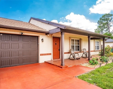 18407 Avon Avenue - Photo Thumbnail 2