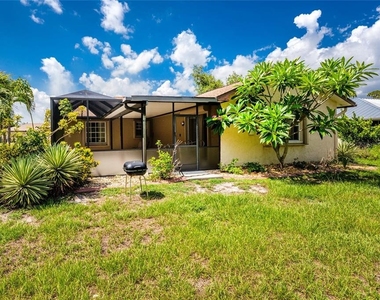 18407 Avon Avenue - Photo Thumbnail 37