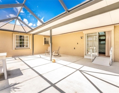 18407 Avon Avenue - Photo Thumbnail 33