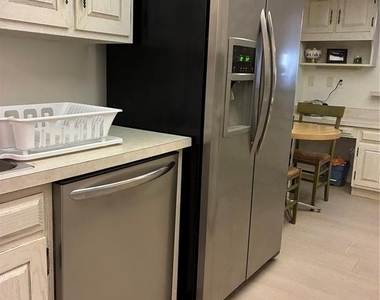 1100 Benjamin Franklin Drive - Photo Thumbnail 3