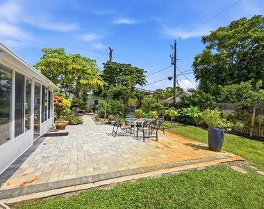 5847 Regent Road - Photo Thumbnail 28