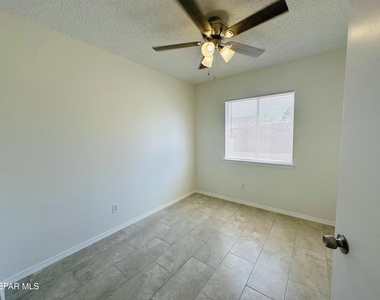 12480 Martin Bauman Drive - Photo Thumbnail 12