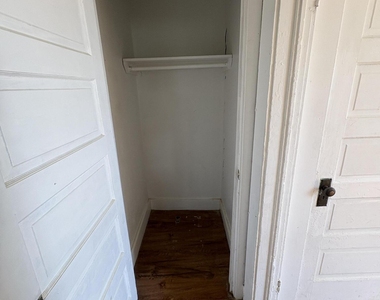 1001 E Nevada Avenue - Photo Thumbnail 23