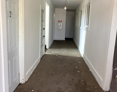 1001 E Nevada Avenue - Photo Thumbnail 28