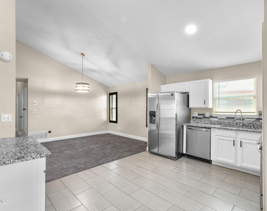 450 Sunrise Hills Drive - Photo Thumbnail 8