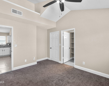 450 Sunrise Hills Drive - Photo Thumbnail 15
