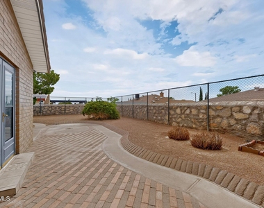 4536 R L Shoemaker Drive - Photo Thumbnail 37