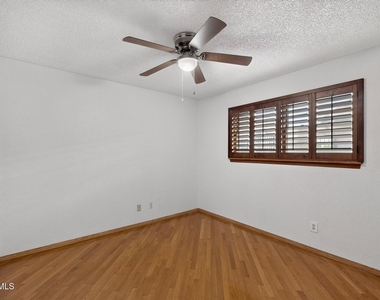 4536 R L Shoemaker Drive - Photo Thumbnail 25
