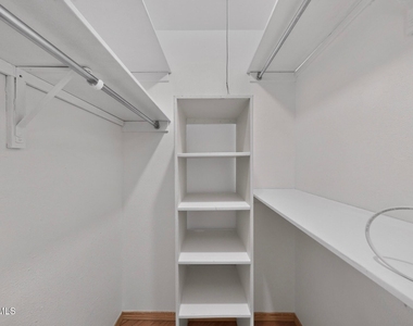 4536 R L Shoemaker Drive - Photo Thumbnail 34