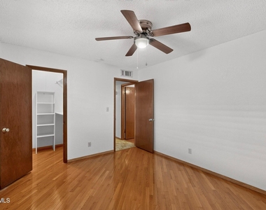 4536 R L Shoemaker Drive - Photo Thumbnail 26