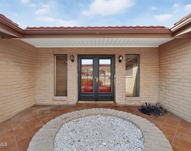 4536 R L Shoemaker Drive - Photo Thumbnail 6