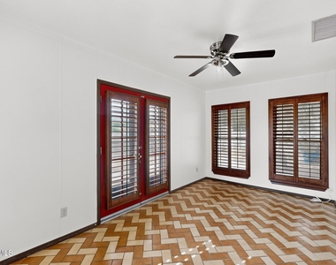 4536 R L Shoemaker Drive - Photo Thumbnail 32