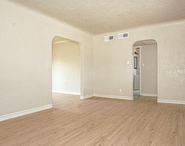 125 Anita Circle - Photo Thumbnail 3
