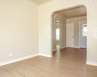 125 Anita Circle - Photo Thumbnail 6