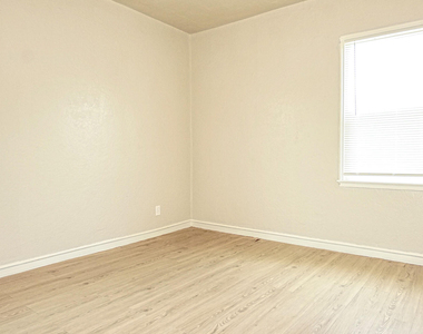 125 Anita Circle - Photo Thumbnail 16