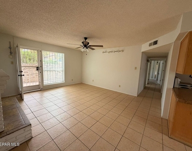 6700 Escondido Drive - Photo Thumbnail 11