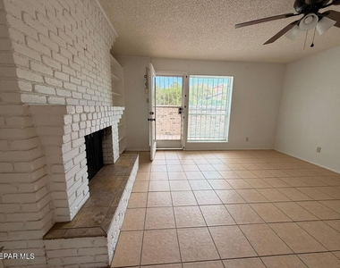 6700 Escondido Drive - Photo Thumbnail 10