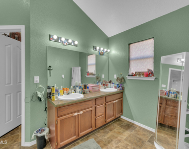 11945 Mesquite Lake Lane - Photo Thumbnail 11