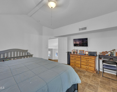 11945 Mesquite Lake Lane - Photo Thumbnail 12