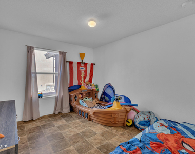 11945 Mesquite Lake Lane - Photo Thumbnail 21