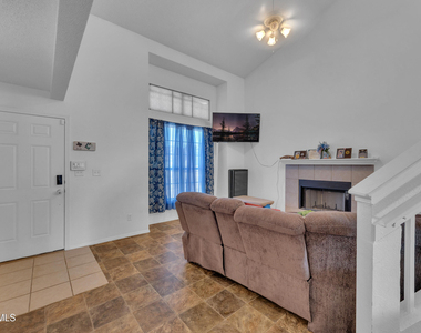 11945 Mesquite Lake Lane - Photo Thumbnail 2