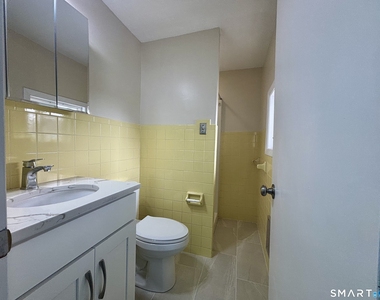 40 Portland Avenue - Photo Thumbnail 13