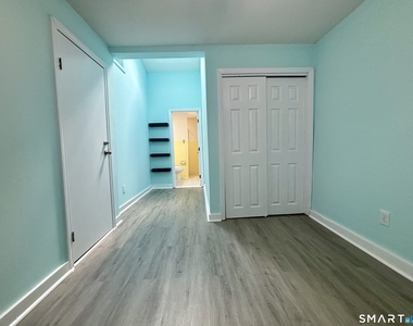 40 Portland Avenue - Photo Thumbnail 12