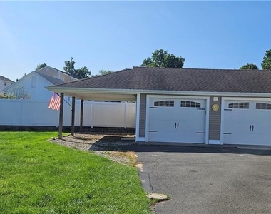 230 Oakland Avenue - Photo Thumbnail 15