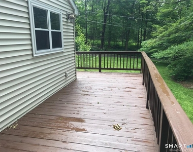 864 Litchfield Turnpike - Photo Thumbnail 9