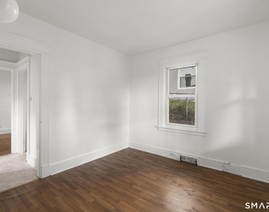 97 Wall Street - Photo Thumbnail 16