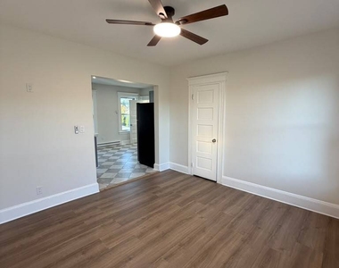 264 Clover Street - Photo Thumbnail 16