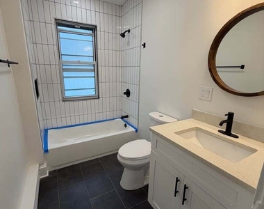 264 Clover Street - Photo Thumbnail 15