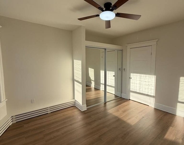 264 Clover Street - Photo Thumbnail 12