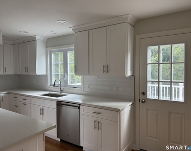 4672 Congress Street - Photo Thumbnail 7