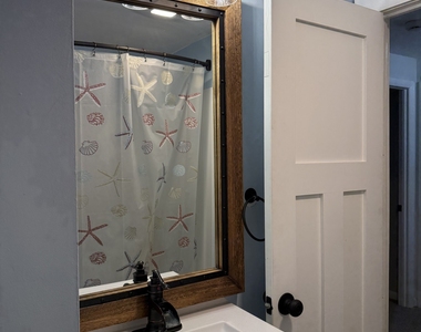 274 Hanks Hill Road - Photo Thumbnail 16