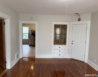 37 Greenwood Street - Photo Thumbnail 4