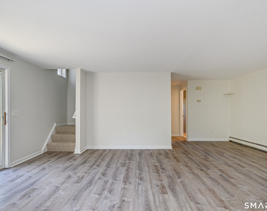 54 Farview Drive - Photo Thumbnail 4