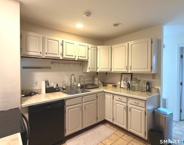 6 Ledgewood Drive - Photo Thumbnail 12