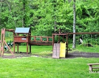 6 Ledgewood Drive - Photo Thumbnail 13