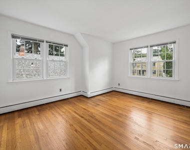 32 Hollow Wood Lane - Photo Thumbnail 15