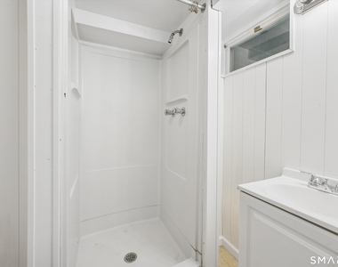 32 Hollow Wood Lane - Photo Thumbnail 26