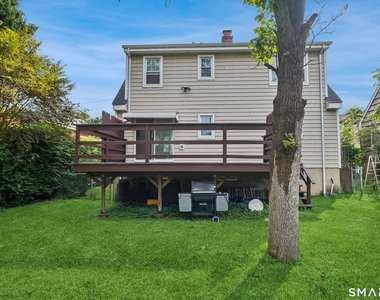 32 Hollow Wood Lane - Photo Thumbnail 4
