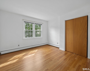 32 Hollow Wood Lane - Photo Thumbnail 24