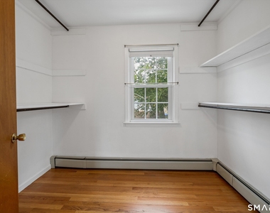 32 Hollow Wood Lane - Photo Thumbnail 18