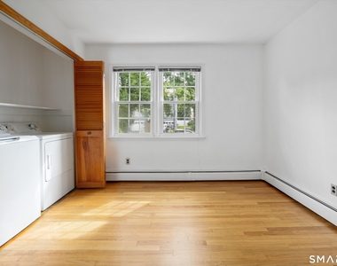 32 Hollow Wood Lane - Photo Thumbnail 12